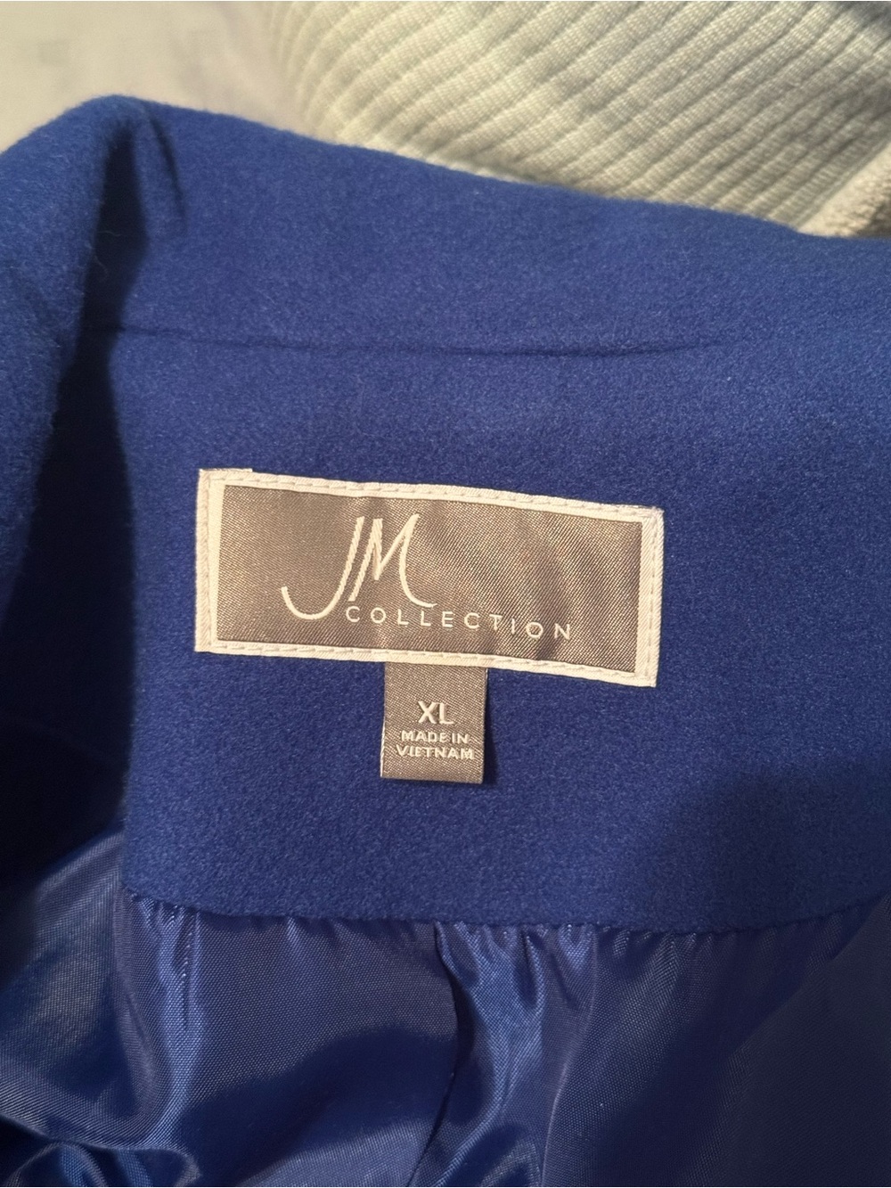 Blue jacket - Picture 3 of 4